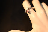 Amulette ring with crystals - Pink gradation color