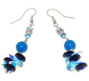 Orecchini Calliope con cristalli perlati e cristalli - Colore Azzurro - Rebollo srl